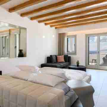 Splendid Mykonos Luxury Villas & Suites Rooms