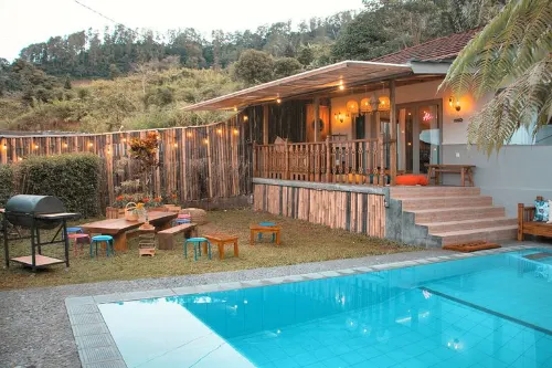 Villa Jeje - a Private Little Fantasy in Puncak