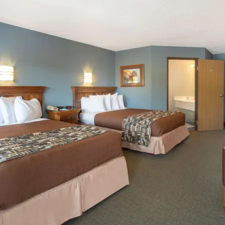 Travelodge by Wyndham Gardiner Yellowstone Park North