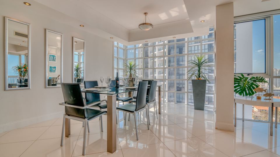 Bel Air on Broadbeach - Official
