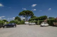 Hotel Villa Cheli - parking