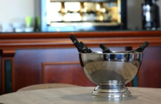 Hôtel Restaurant les Pielettes Hotels in Le Rove