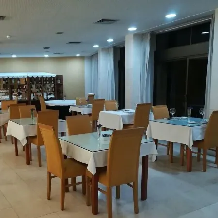 Hotel Meia Lua