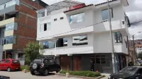 Hermoza House