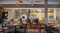 The Essex Resort & Spa - bar