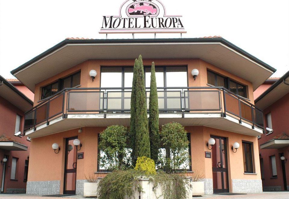 HOTEL MOTEL EUROPA - Valutazioni di hotel 4 stelle a Ossona