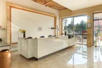 Hotel Opal