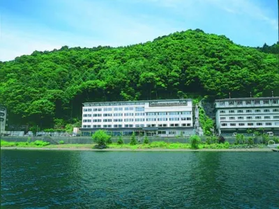 Tominoko Hotel Các khách sạn ở Fujikawaguchiko