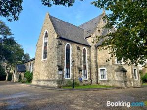 Rare 1-Bed Church Converted Apartment in London