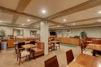 The Mammoth Creek Inn