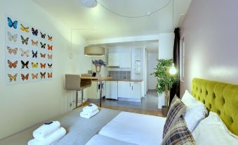 Short Stay Group Museum View Serviced Apartments