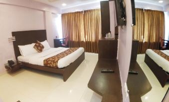 Hotel Kamran Residency-Near US Embassy