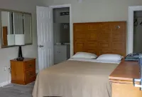 Southern Star Inn Hotels near Chowan University