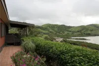 Dreamview Villas Hotels in Volivoli