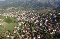 Ahilion Hotel - Bergblick