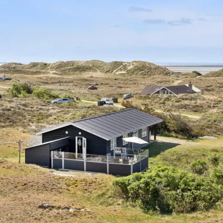 "Anton" - 1.5km from the Sea