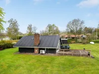 "Henrieke" - 250m to the Fjord Hotels in Roslev