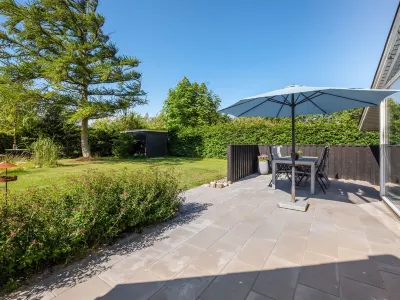 "Raisa" - 200m to the Fjord Hotels near Husby Kirke