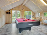 "Kalli" - 350m to the Fjord Hotels in Storvorde