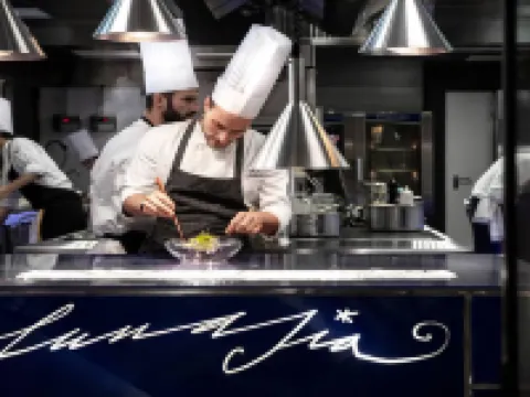 盧斯廣場酒店 維亞雷焦酒店