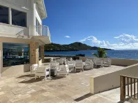 Carina Bay Boutique All Inclusive Resort & Casino Hôtels à : East End