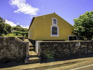 Casa do Merend Rio in Biscoitos