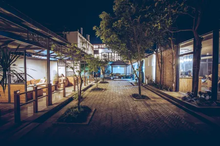 Home Inn Отели рядом с достопримечательностью «Dongfenglin Sceneic Area»