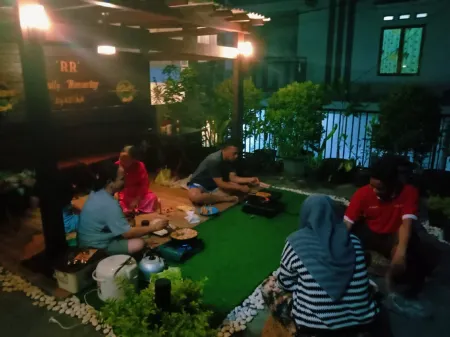 RR Family Homestay Batu