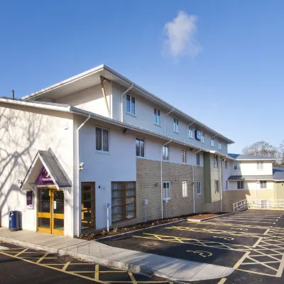 Premier Inn Christchurch / Highcliffe Hotels near Mudeford Beach