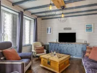 An Neizh Hotels in Locquirec