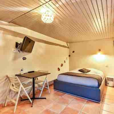 Gite - Studios Marie Barrault Rooms