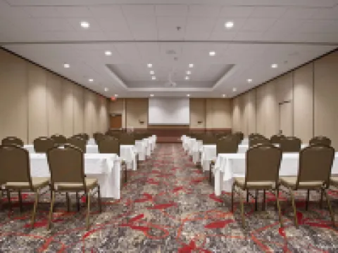 Best Western Plus Willmar Hotels in Willmar