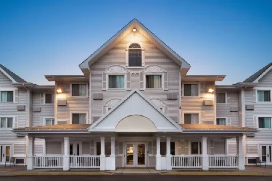 Travelodge Suites by Wyndham Moncton