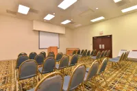 Americas Best Value Inn & Suites Victoria - parking