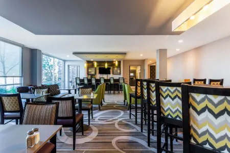 La Quinta Inn & Suites by Wyndham Monahans Отели в г. Монаханс