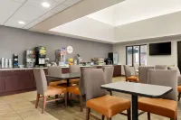 Howard Johnson by Wyndham Billings - petit déjeuner