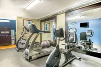 Days Inn & Suites by Wyndham Albuquerque North - Gym