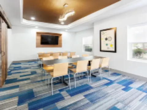 Holiday Inn Express & Suites WILLIAMSBURG by IHG Hotels in Williamsburg