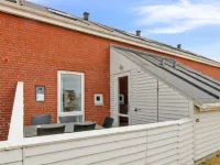 "Rebus" - 2.3km from the Sea Hotels near Galleriet I Huset Kig Ind