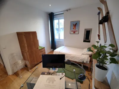 70 rue Thiers Championnet, close Sncf, new & design, 2 bedrooms, 1 office