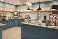 Country Inn & Suites by Radisson, Indianapolis South, IN - Frühstück
