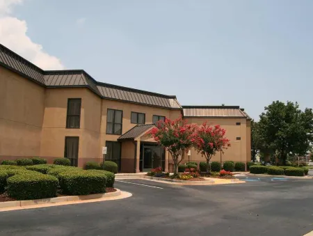 Hampton Inn Perry