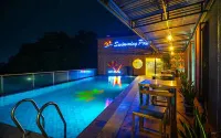 Hotel Ahava - Pools