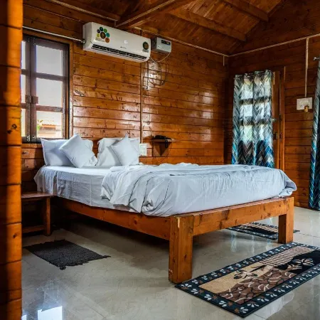 Leo Wooden Resort