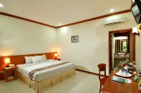 Hotel Dana Solo