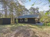 "Idalina" - 700m from the Sea Hotels in Laeso