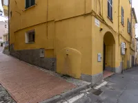 La Santa - 2-Star
