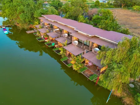 Kram Farmstay Отели в г. Kamphang Saen