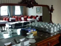 Brydone Hotel Oamaru Hotels in Oamaru