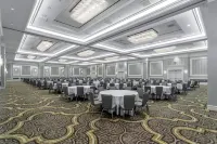 Hilton Columbus at Easton Hotels in Gahanna